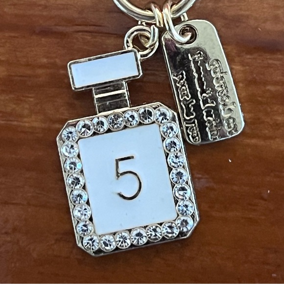 New Rhinestone Perfume Keychain/Purse Charm in White - Picture 5 of 10